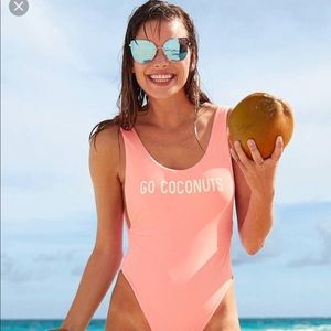 Aerie coconuts one piece never worn